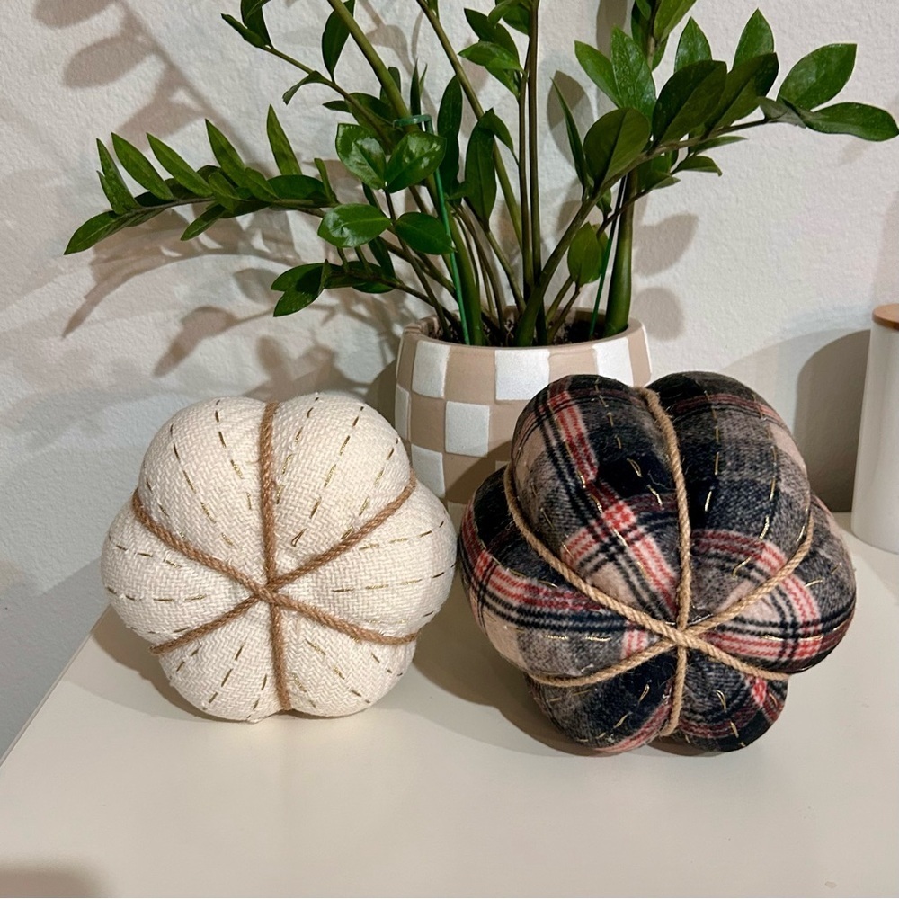 Plaid and Cream Fabric Pumpkins Set of 2 - Picture 3 of 4